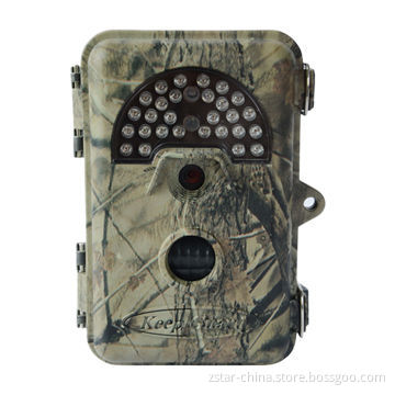 8MP Digital Scouting Game Camera with 2-inch color TFT, IR-Flash, 12m, Memory Card from 2GB to 16GB
